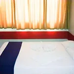 Sunseekers Outrigger Hotel