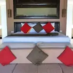 Tambua Sands Beach Resort (Adults Only)