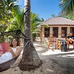 Barefoot Manta Island Resort
