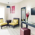 Mercure Nadi
