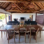 Villa Vanua - Private Luxury Villa