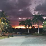 Nasau Resort & Villas