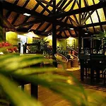 Palmlea Farms Lodge And Bures Villas