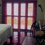 Naveria Heights Lodge