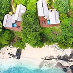 Royal Davui Island Resort (Adults Only)