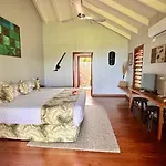 Aroha Taveuni Beachfront Bures