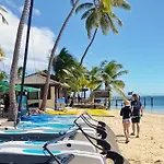Plantation Island Resort