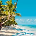 Maqai Beach Eco Resort