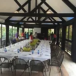 The Crow\'S Nest Resort