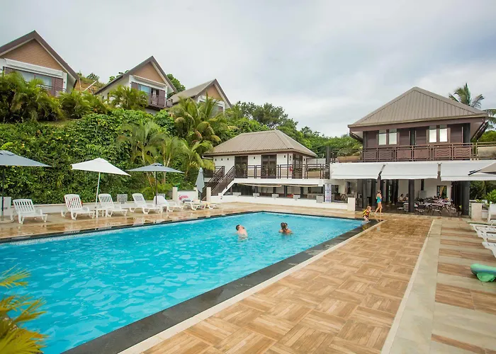 Crows Nest Resort