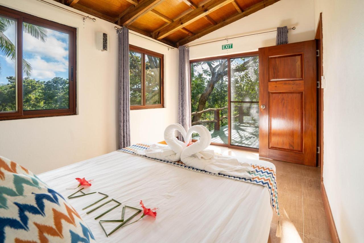 Qoqo Island Mangrove Resort 3*