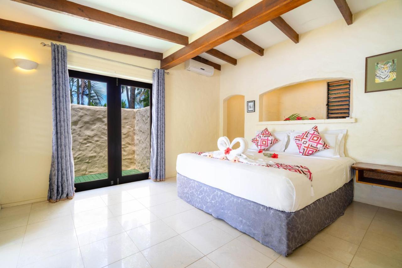 Resort Qoqo Island Mangrove