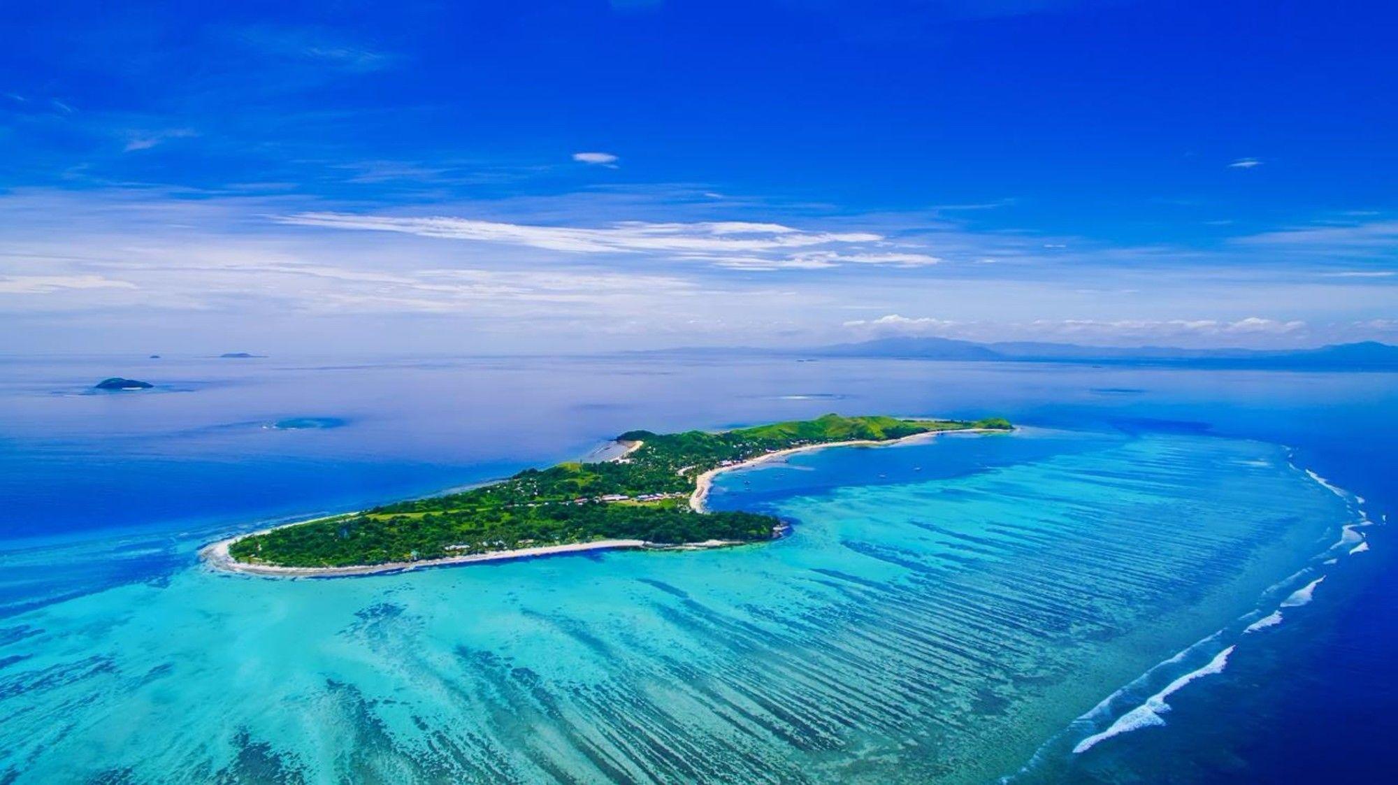 & - Fiji