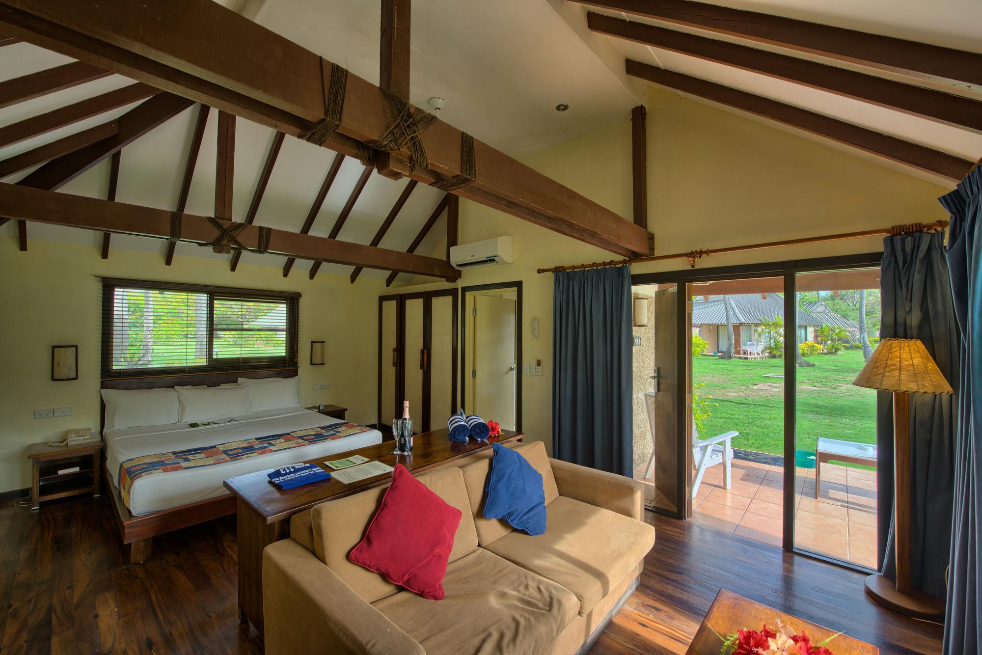 & - Fiji Resort