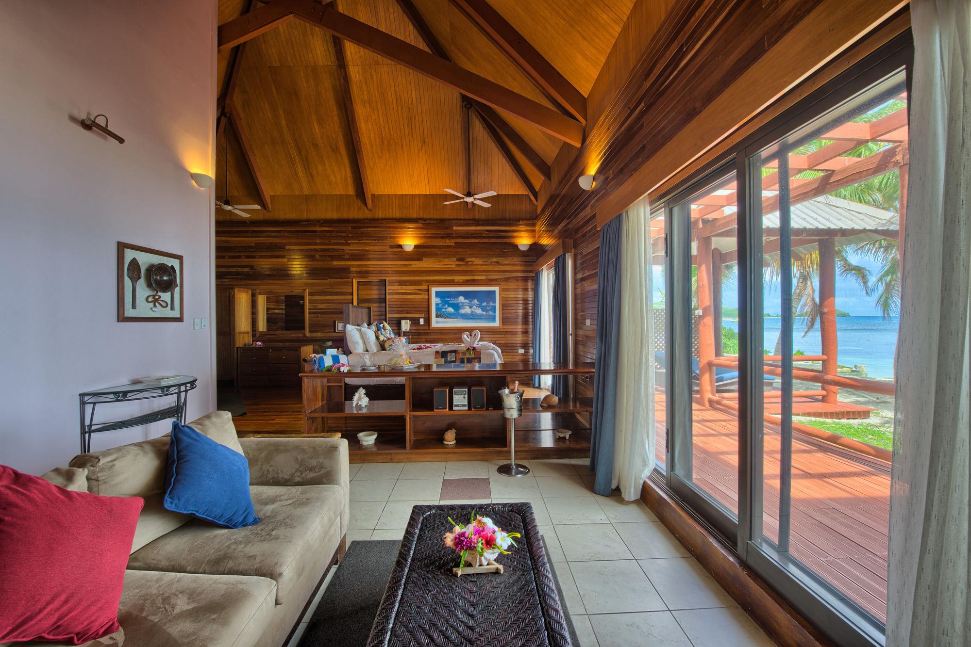 & - Fiji 4* Mana Island