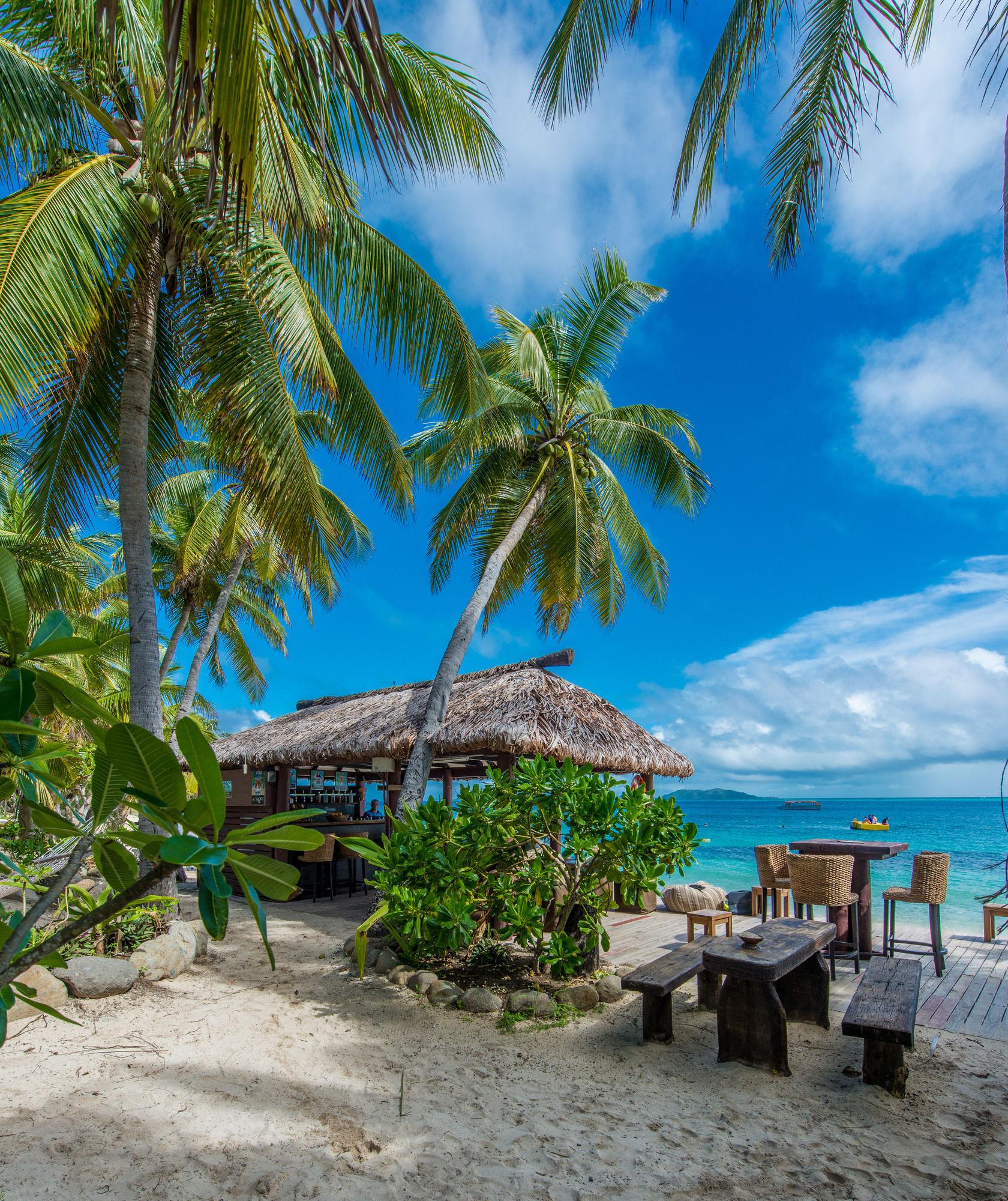 & - Fiji Resort 4*