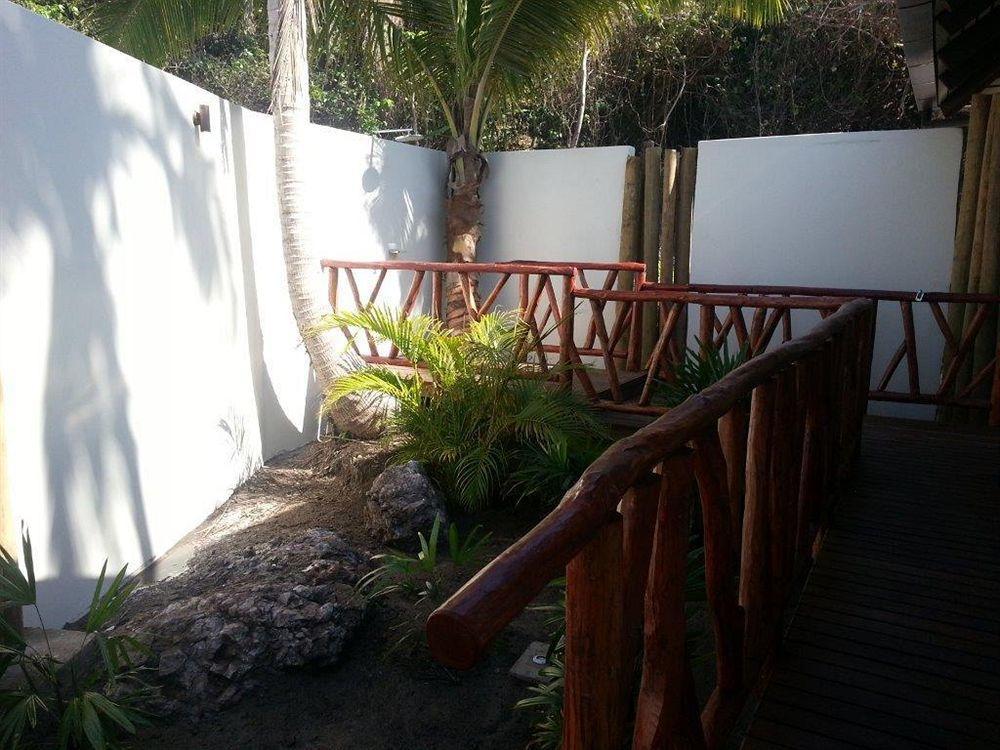 Matamanoa Island Resort 4*