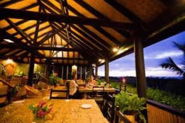 Hotel Palmlea Farms And Bures