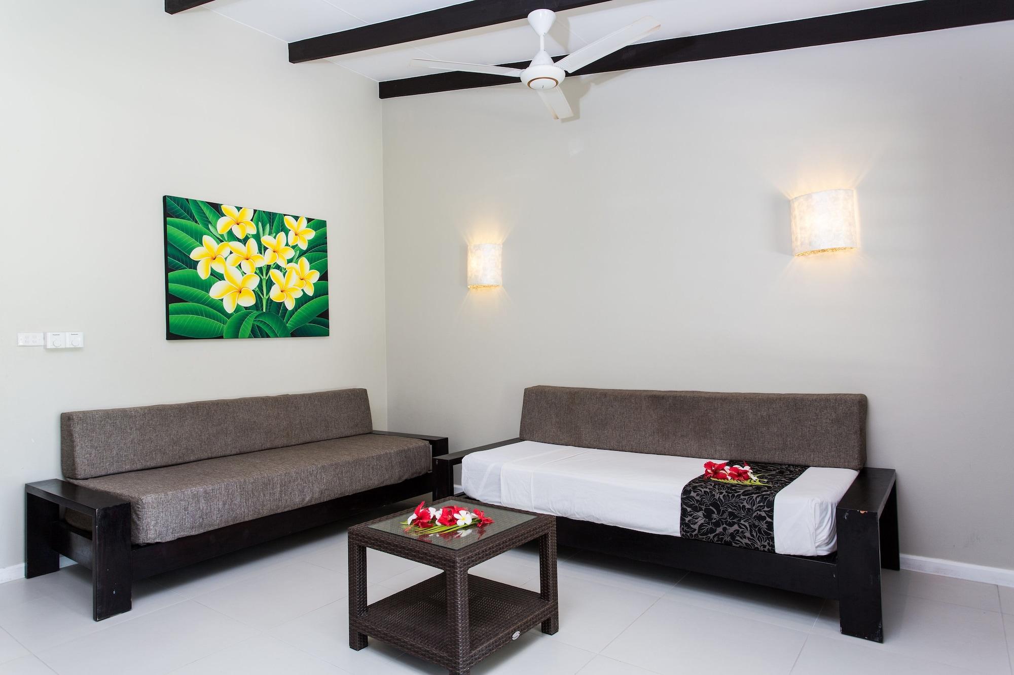 Plantation Island Resort 3*