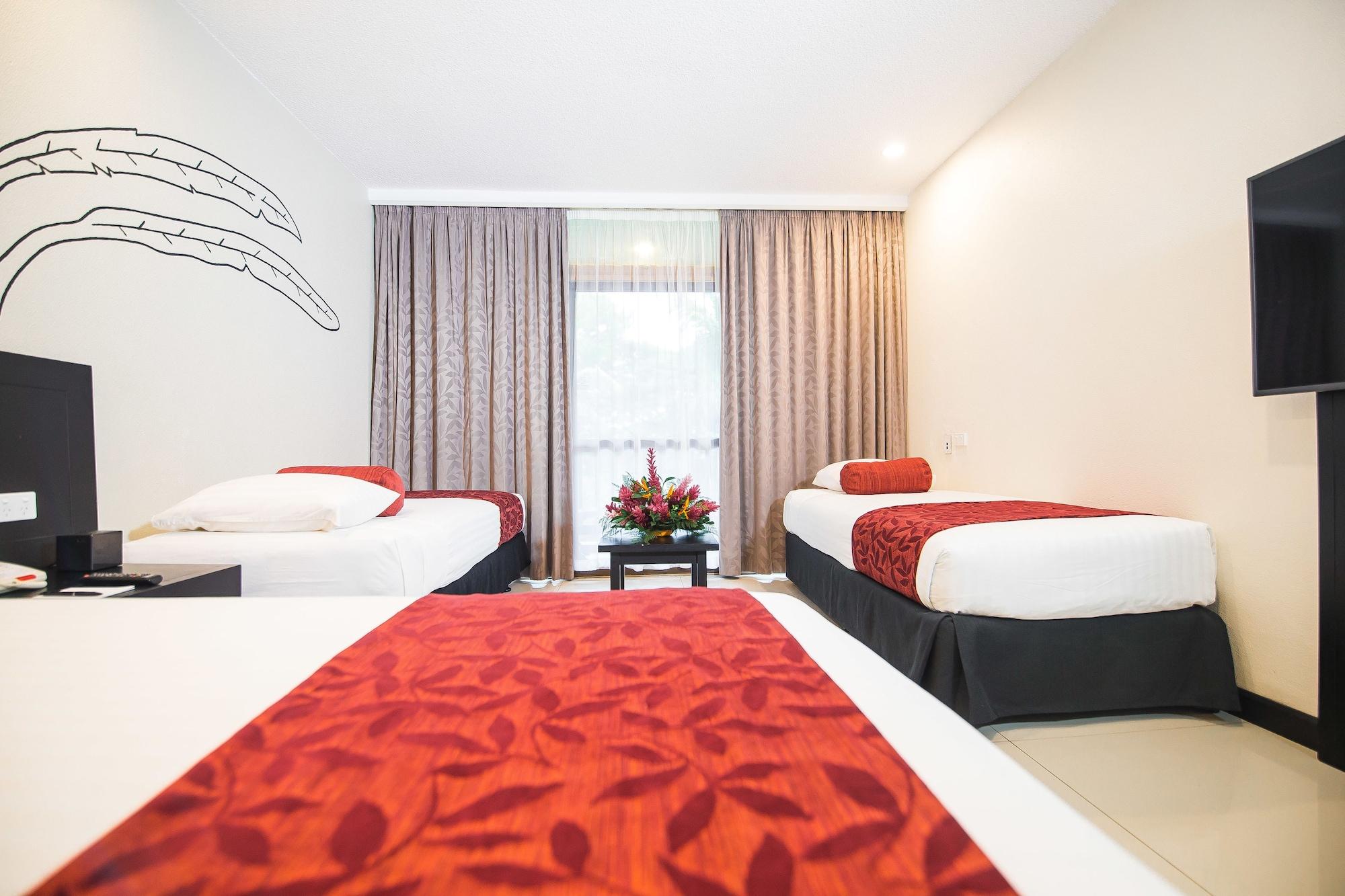 Tanoa International Hotel 4*