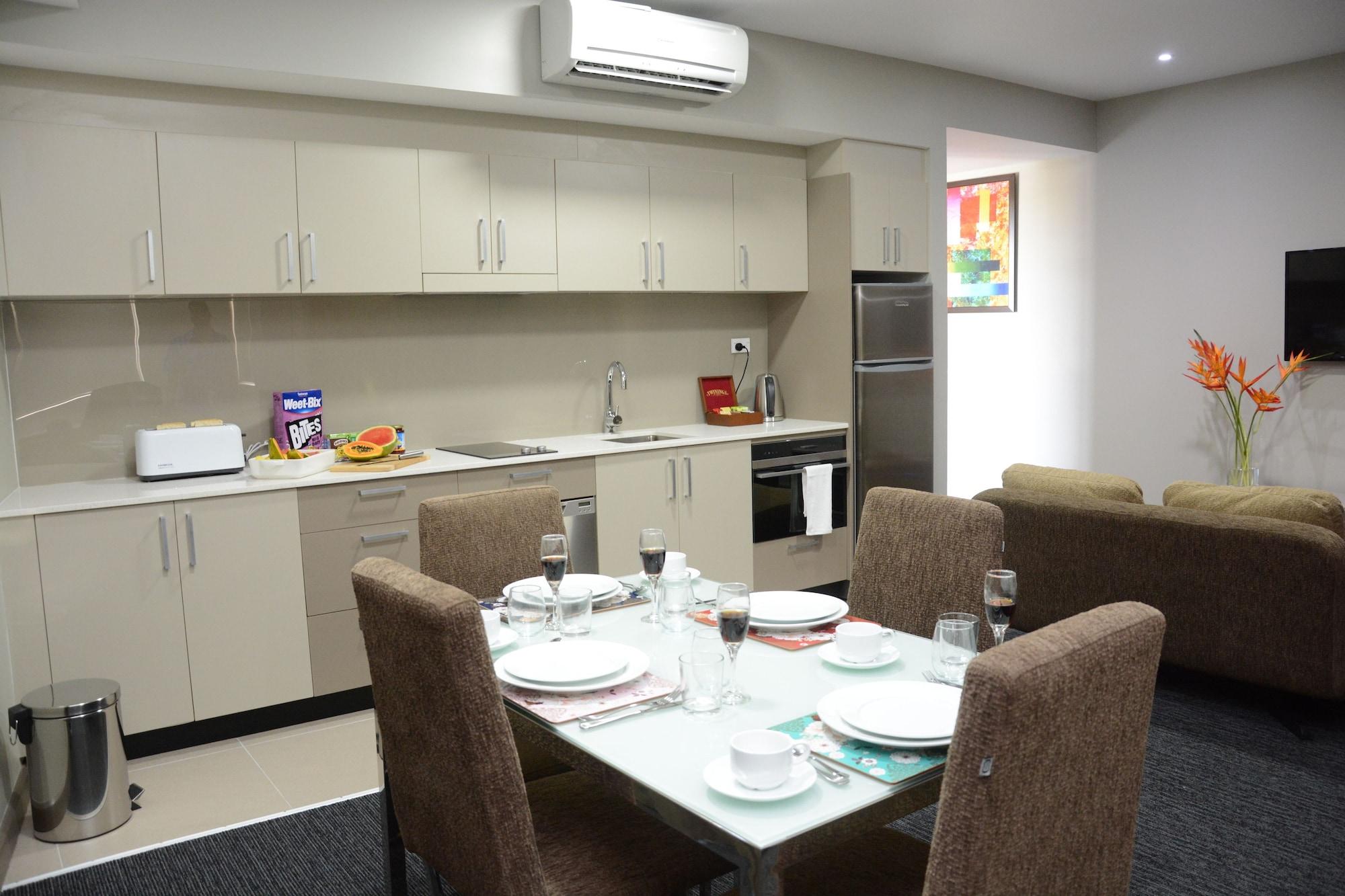 Ratsun Airport Apartment *