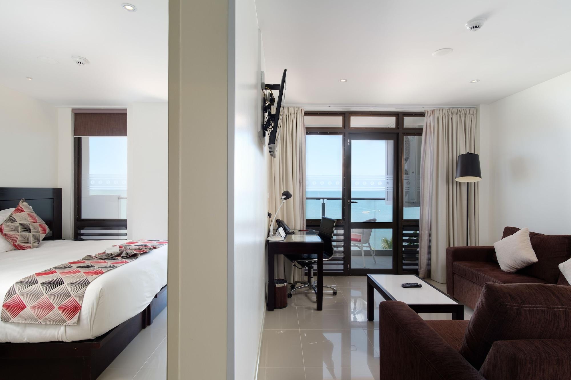 Aparthotel Ramada Suites By Wyndham Wailoaloa Beach Fiji 4*