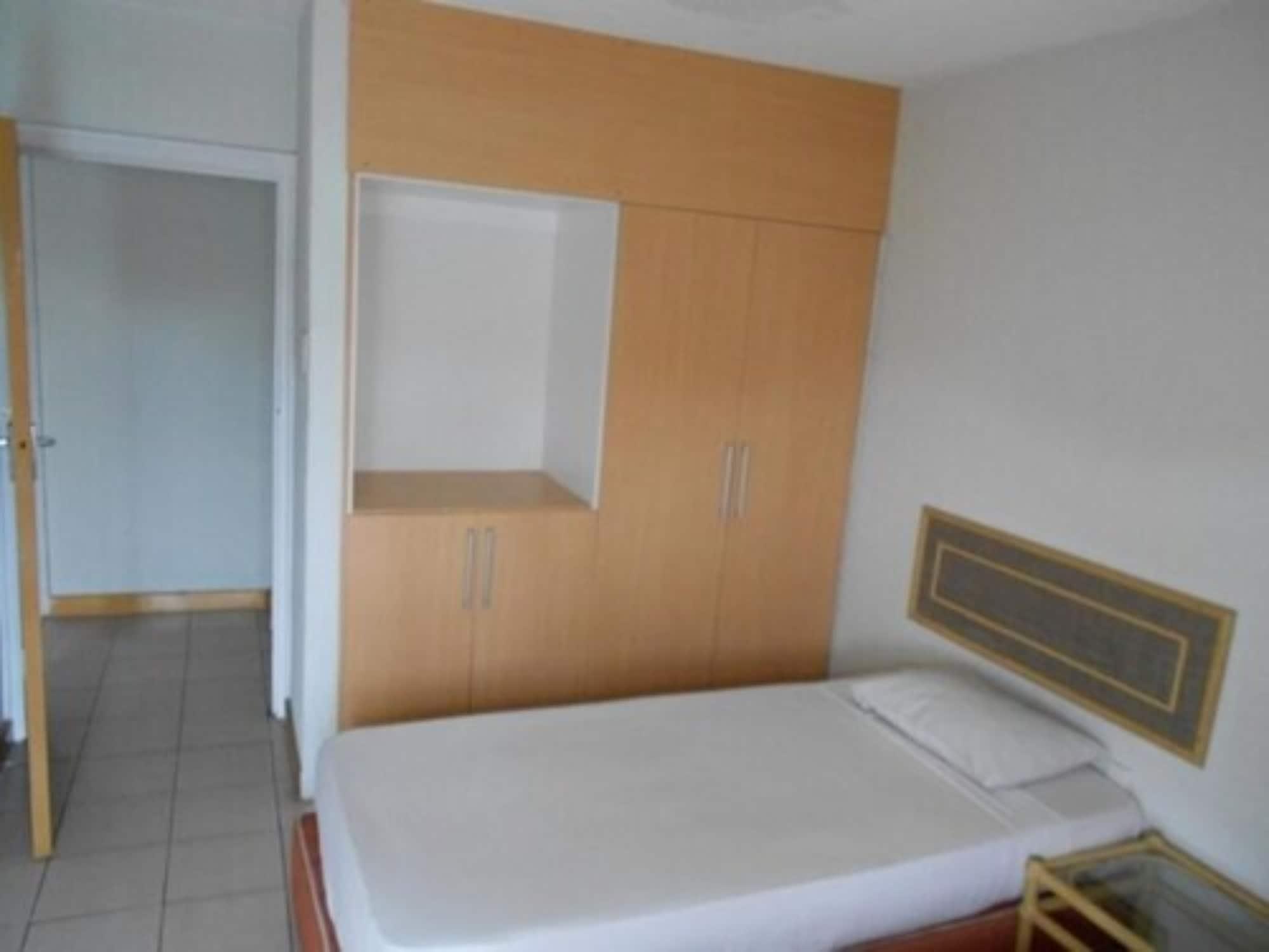 Elixir And Serviced Apartment *