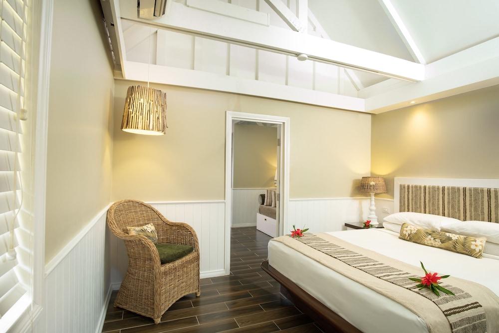 Resort Malolo Island 4*