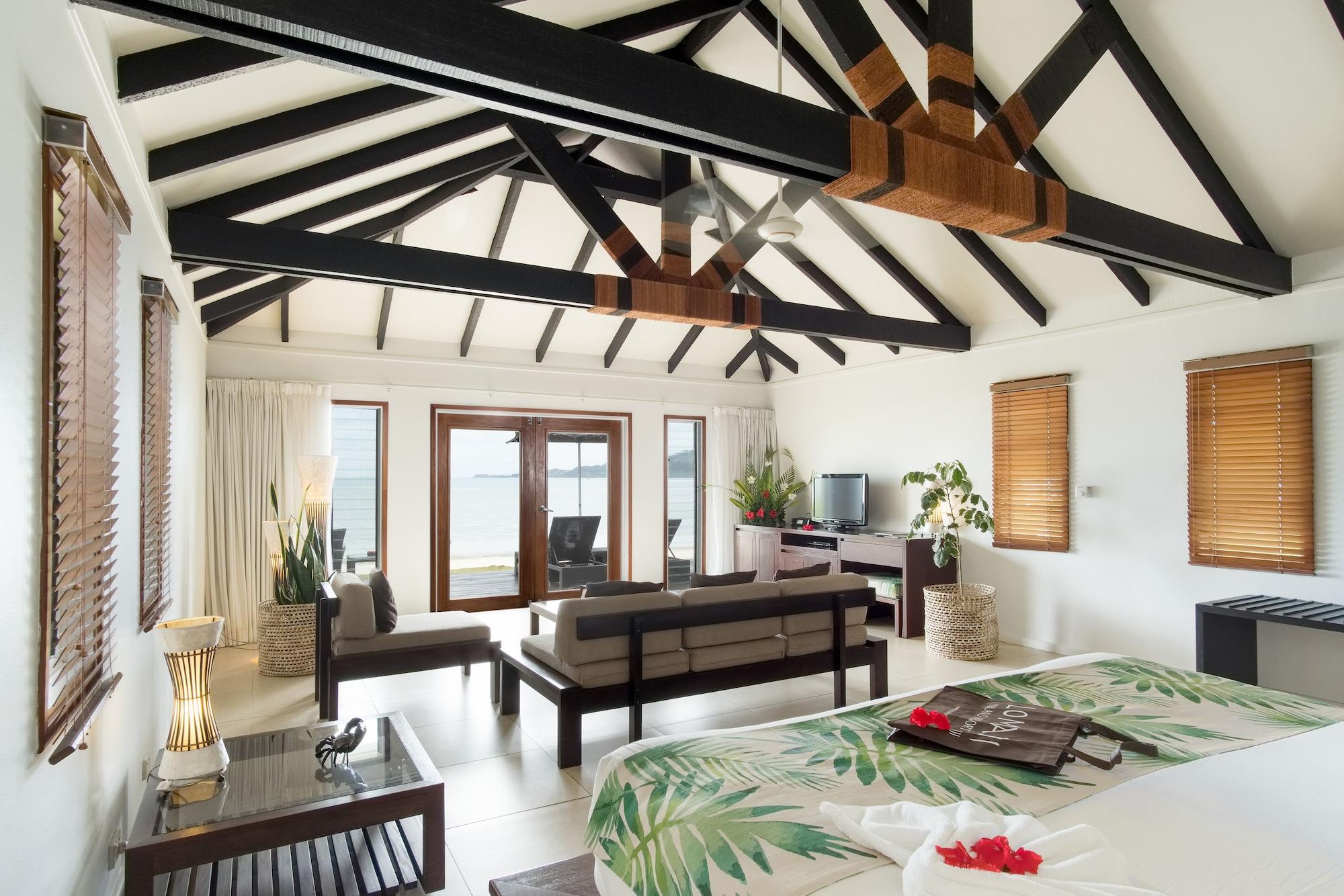 Lomani Island - Adults Only 4*