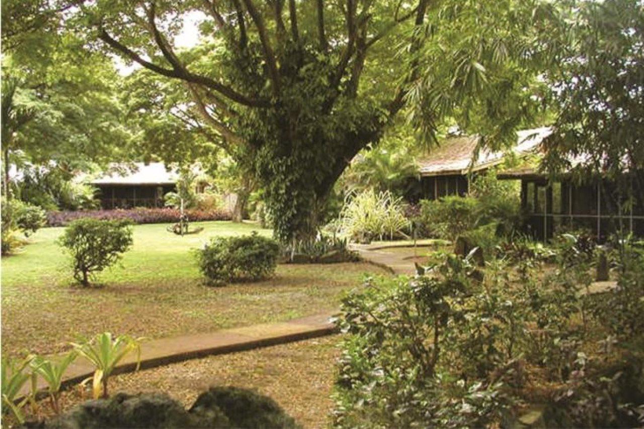 Resort First Landing & 3*
