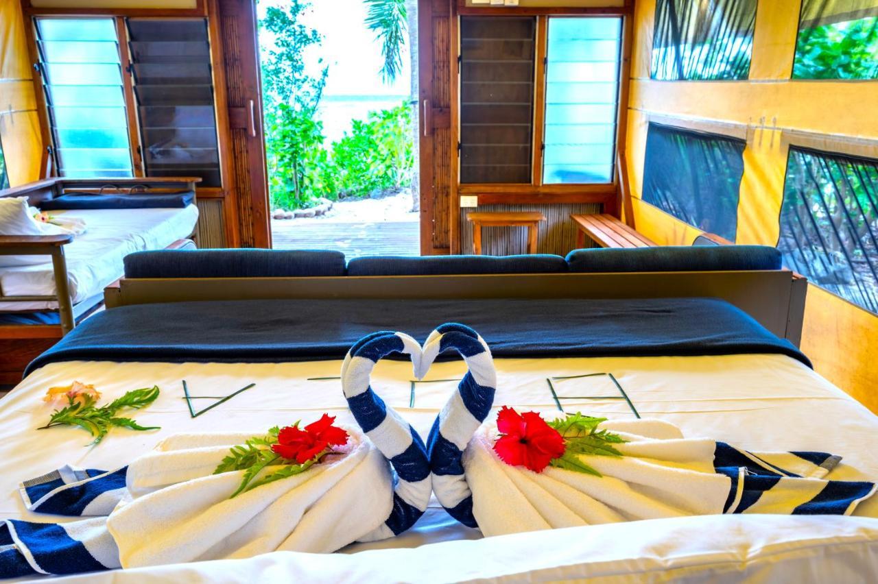 Barefoot Manta Island Resort Resort Drawaqa Island
