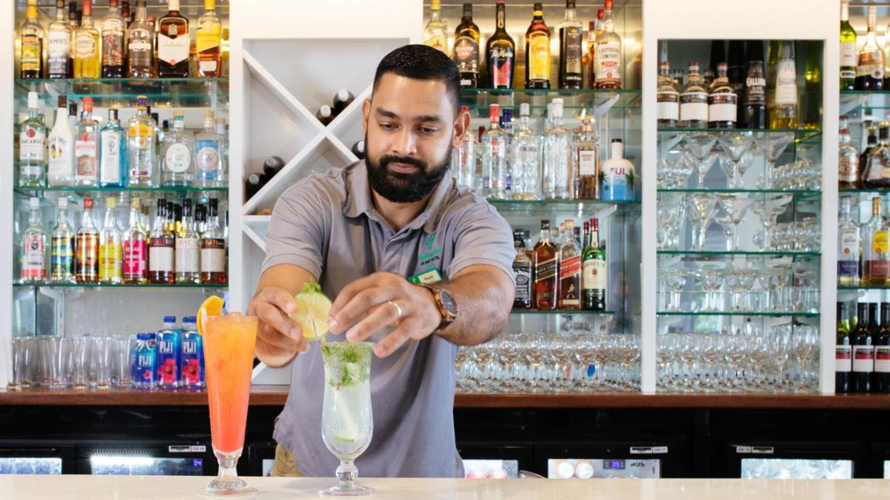Hotel By Ihg Suva
