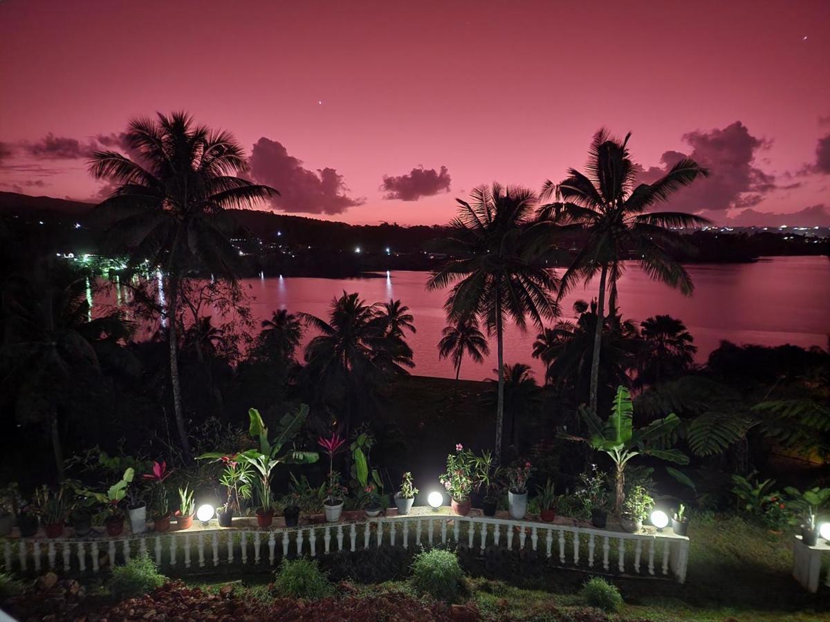 Hideaway Villa Suva