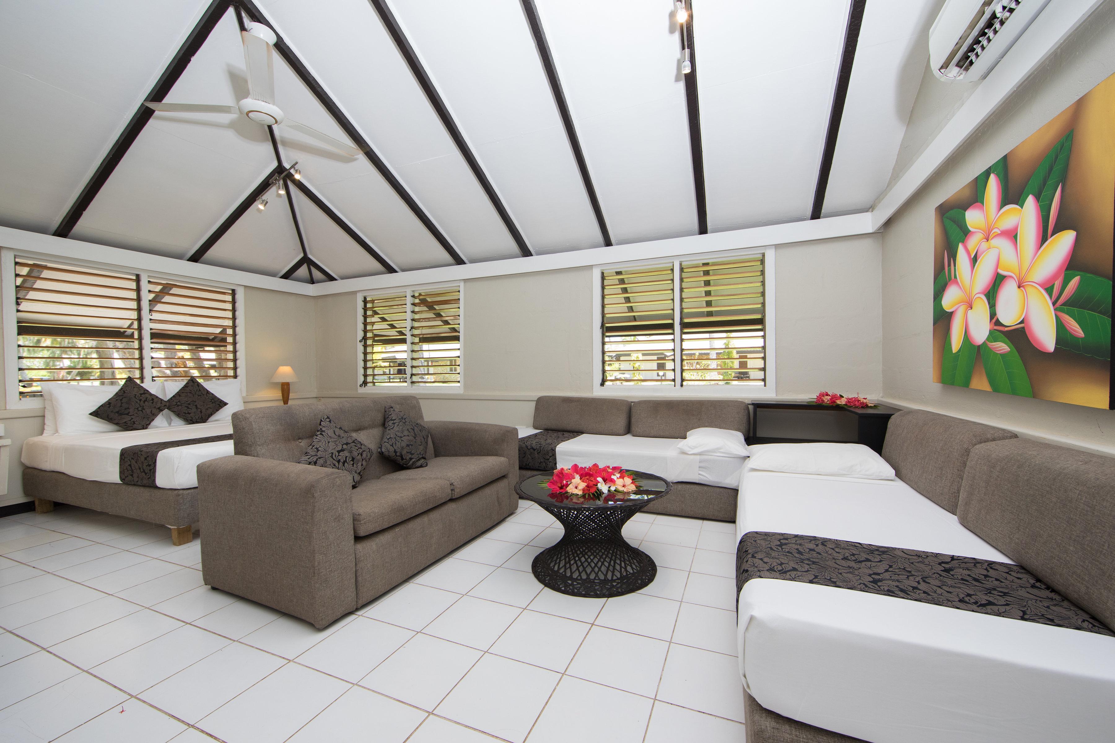 Plantation Island Resort 3*