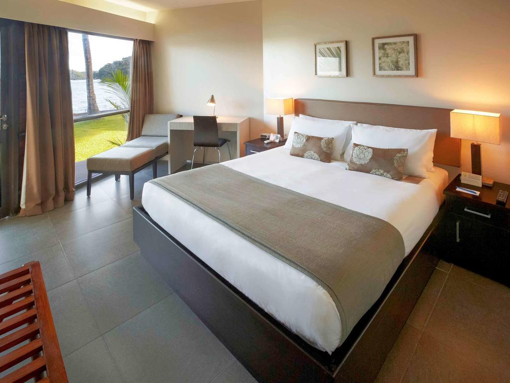 Hotel Novotel Lami Bay