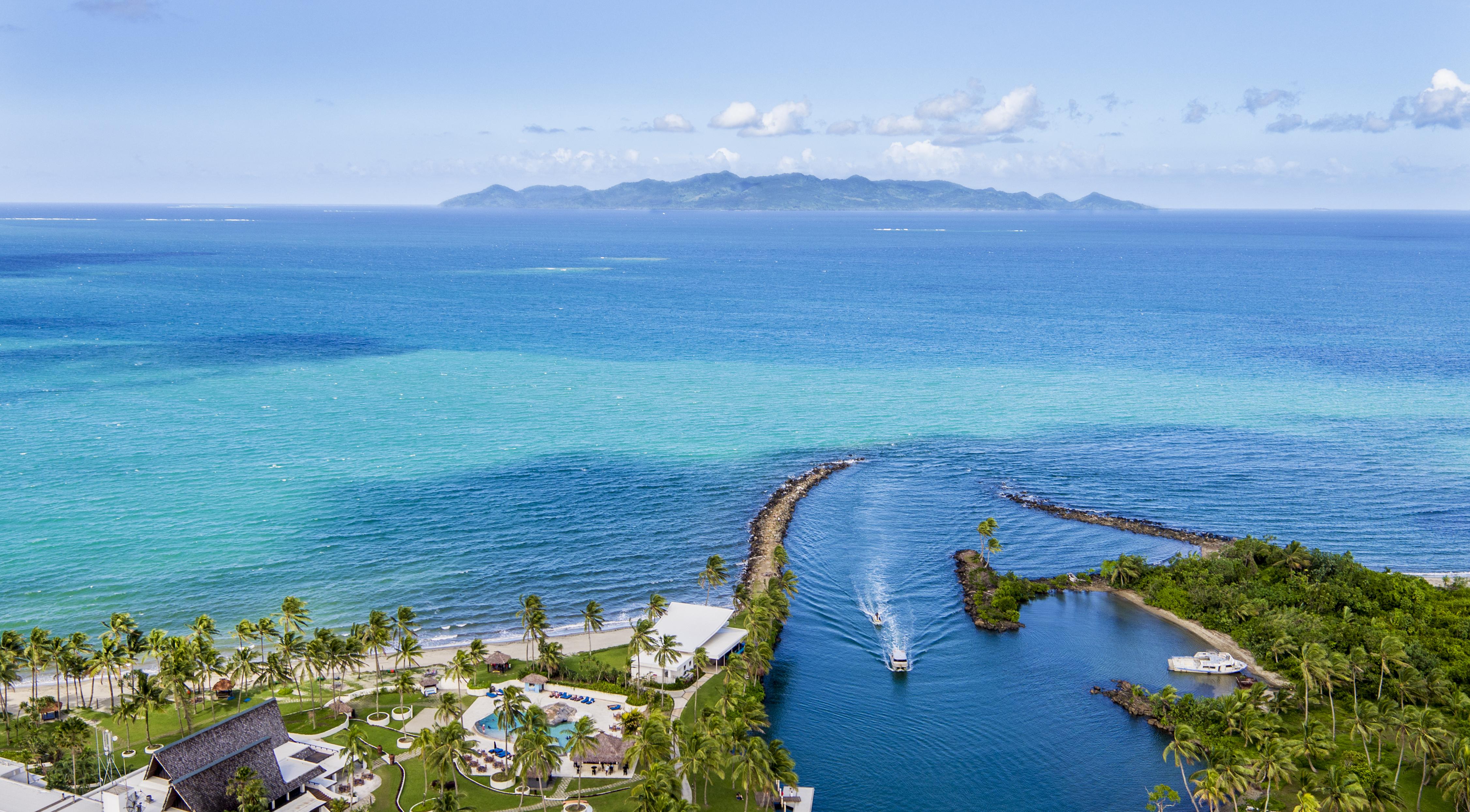 Resort The Pearl South Pacific Resort, & Golf Course 4*