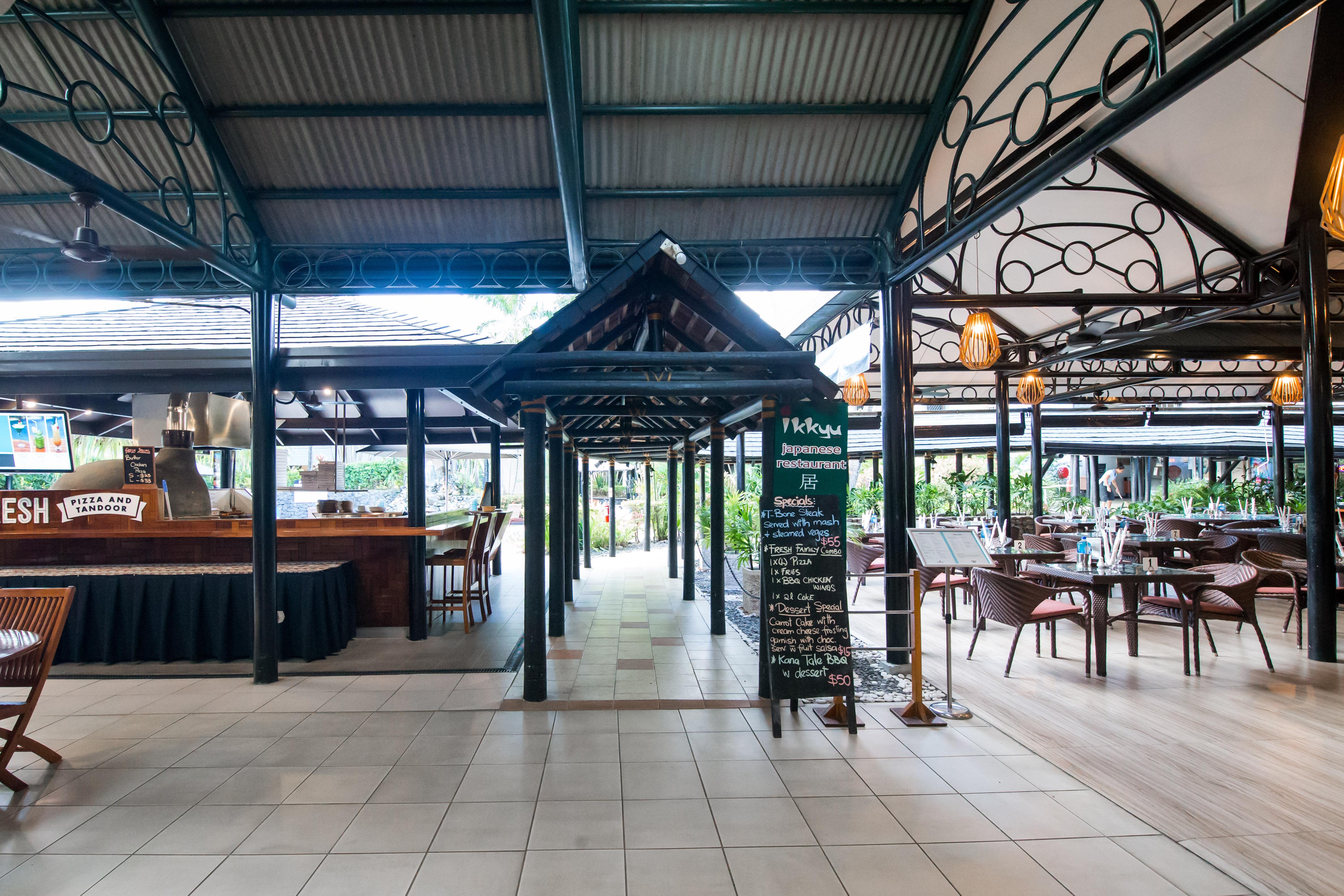 Hotel Tanoa International 4*