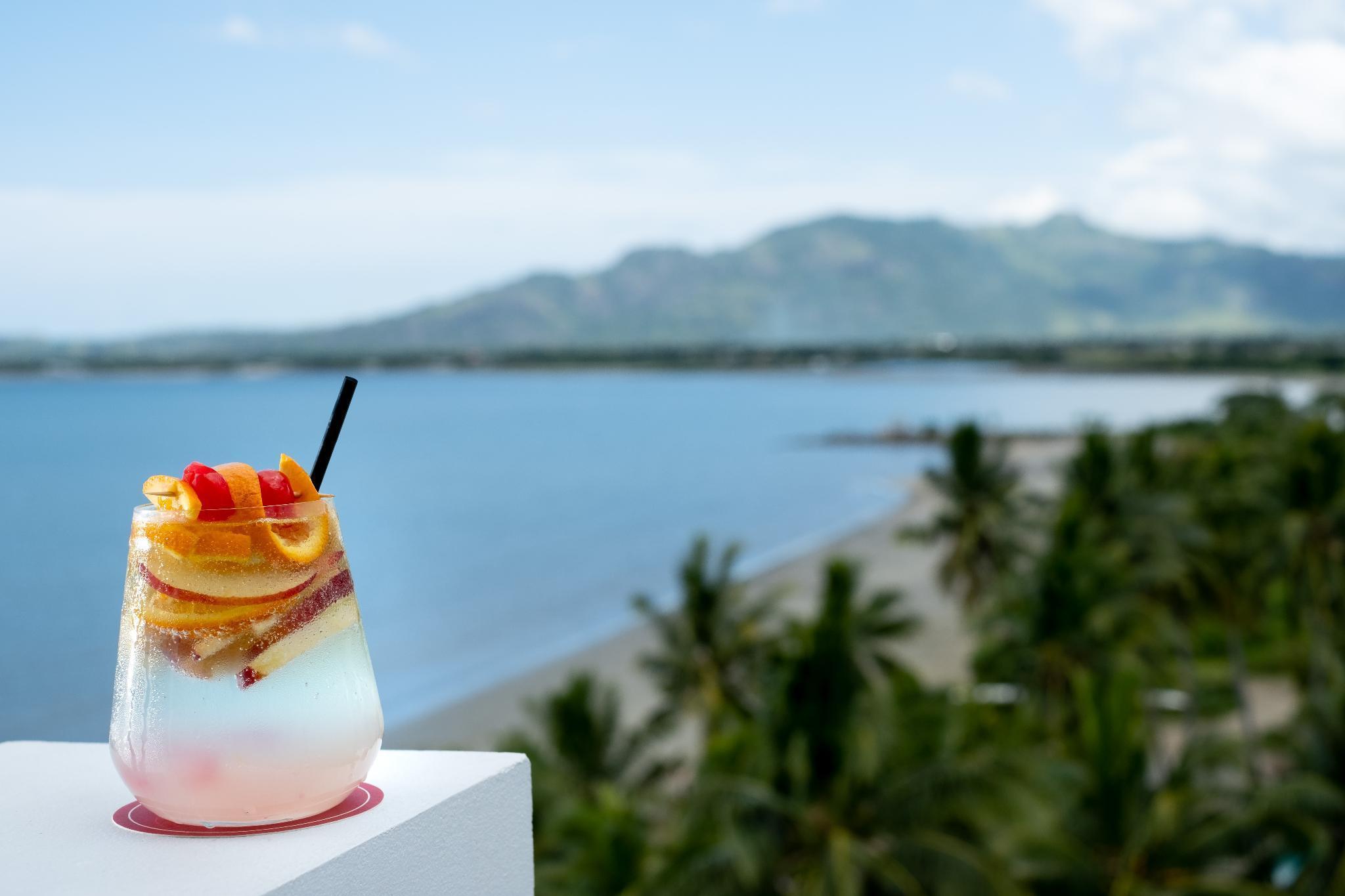 Aparthotel Ramada Suites By Wyndham Wailoaloa Beach Fiji 4*