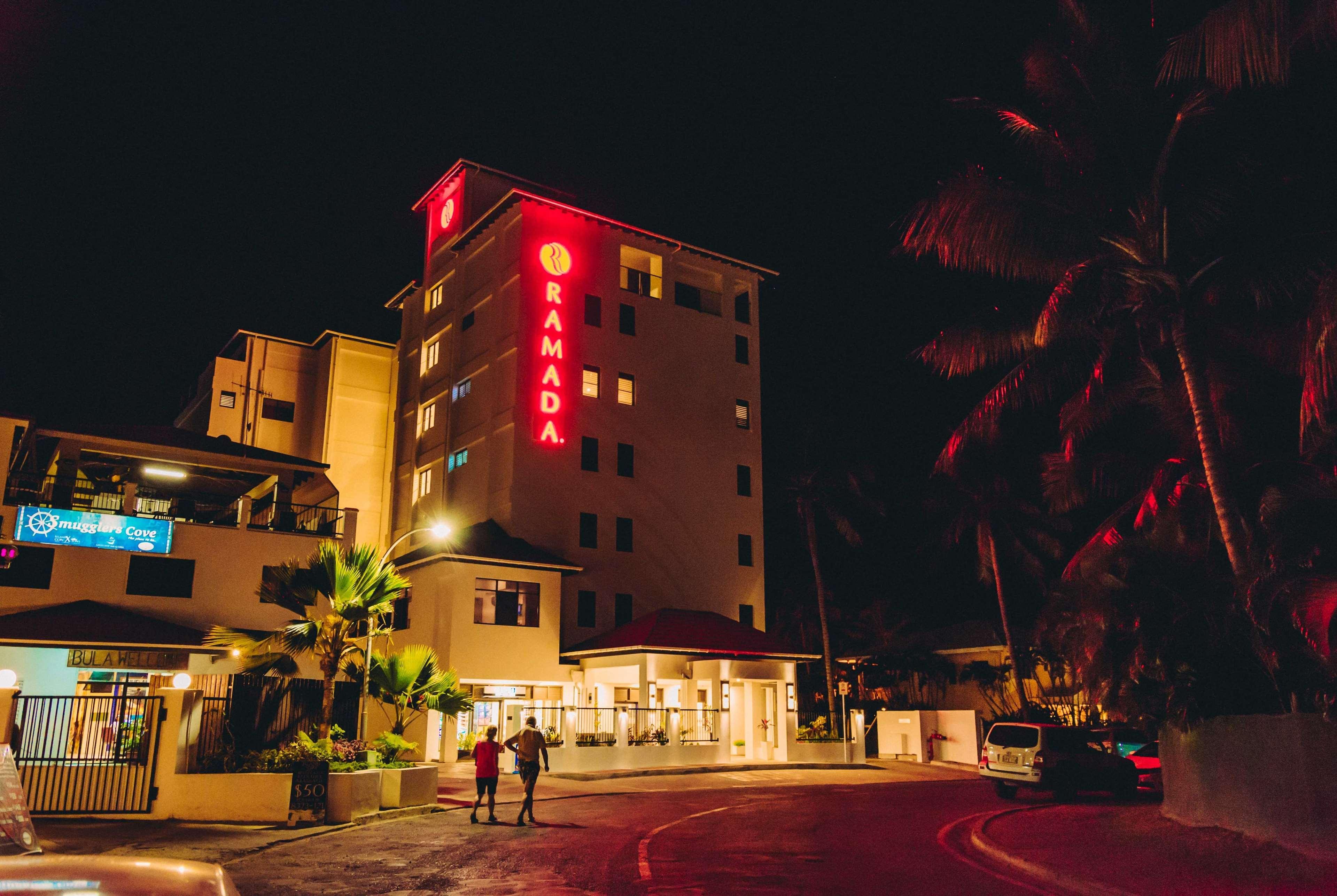 Ramada Suites By Wyndham Wailoaloa Beach Fiji 4*