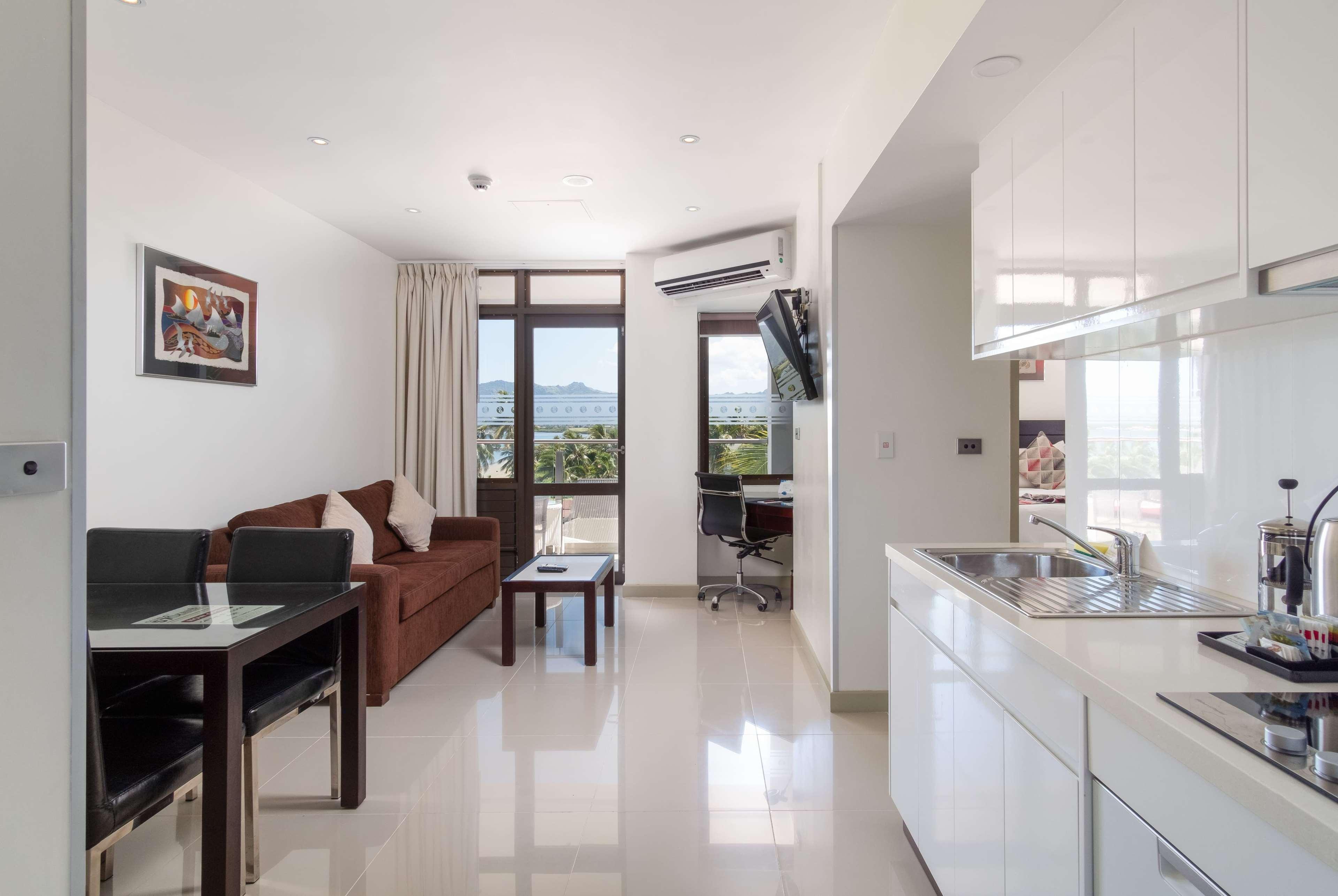 Ramada Suites By Wyndham Wailoaloa Beach Fiji Aparthotel 4*