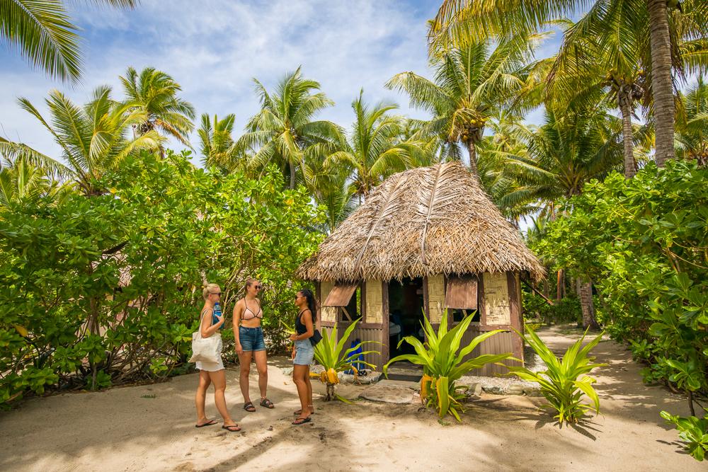 Barefoot Manta Island Resort Resort