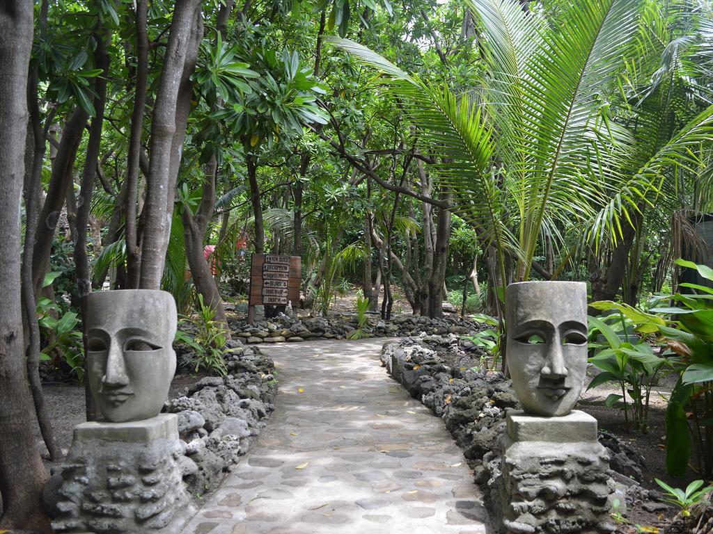 Resort Mantaray Island 3*