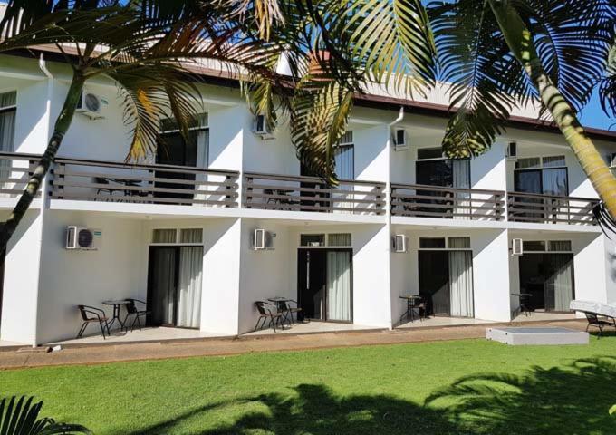 Oasis Hotel 3*