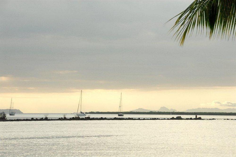 Hotel Tanoa Waterfront 4*