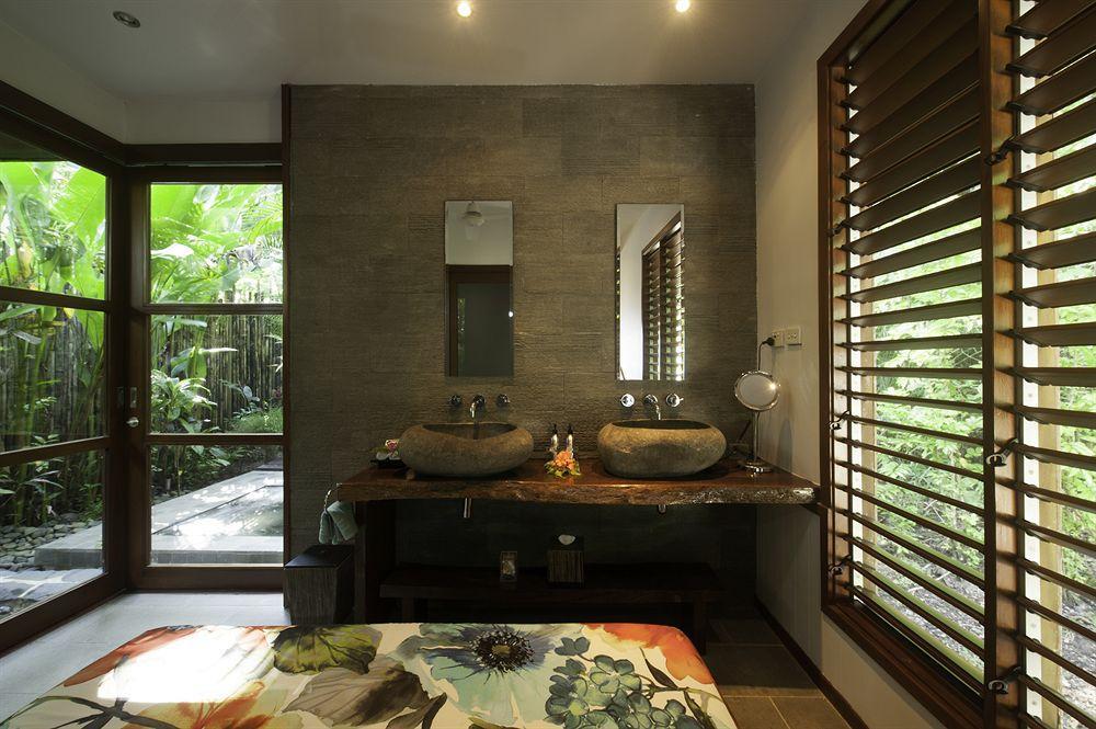 Qamea & Resort Dreketi