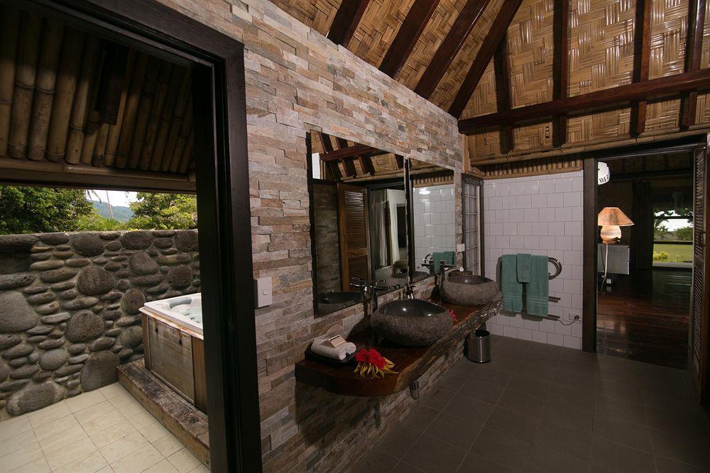 Resort Qamea &