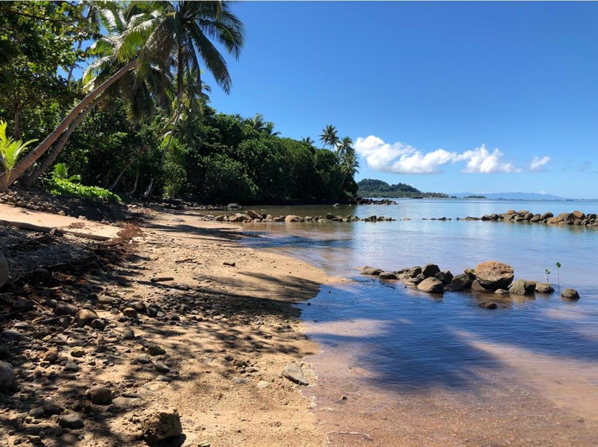 Island Breeze Fiji * Savusavu