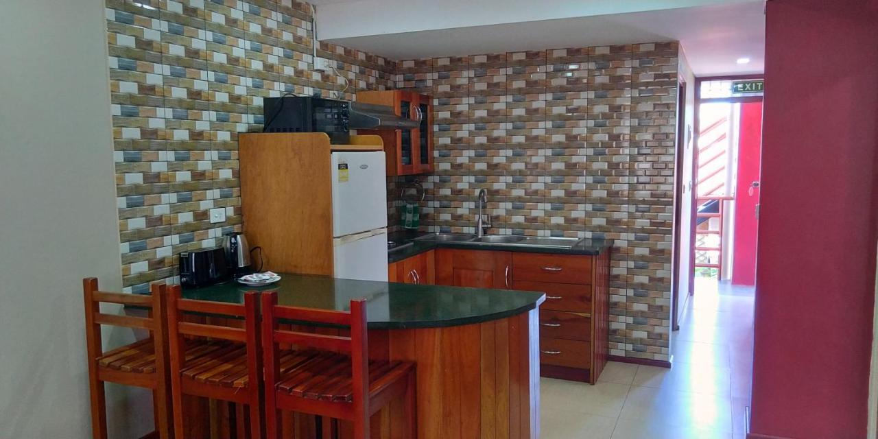 Al - Minhaj Service Apartment *