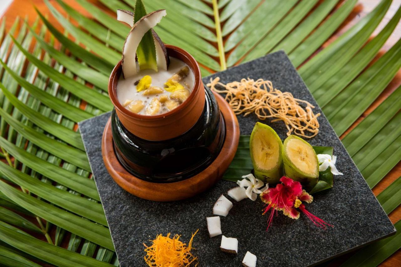 Outrigger Fiji Resort