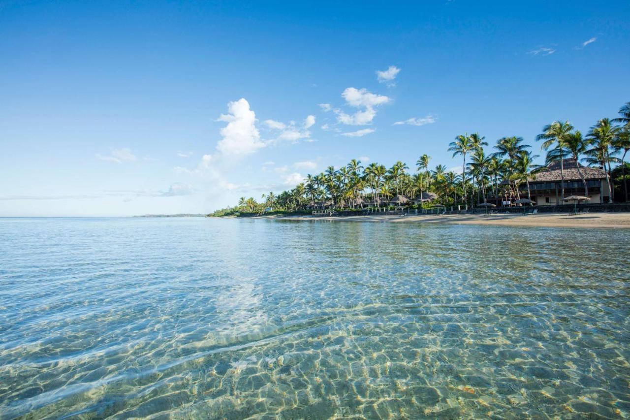 Outrigger Fiji